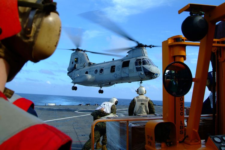 Image: U.S.M.C. CH-46E Sea Knight Helicopter