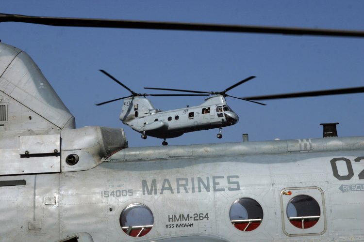 Image: U.S. Marine Corps CH-46 Sea Knight Helicopters