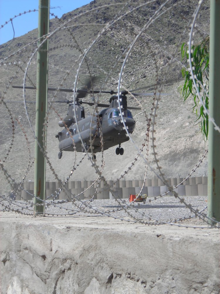 Image: U.S. Army CH-47 Chinook Helicopter